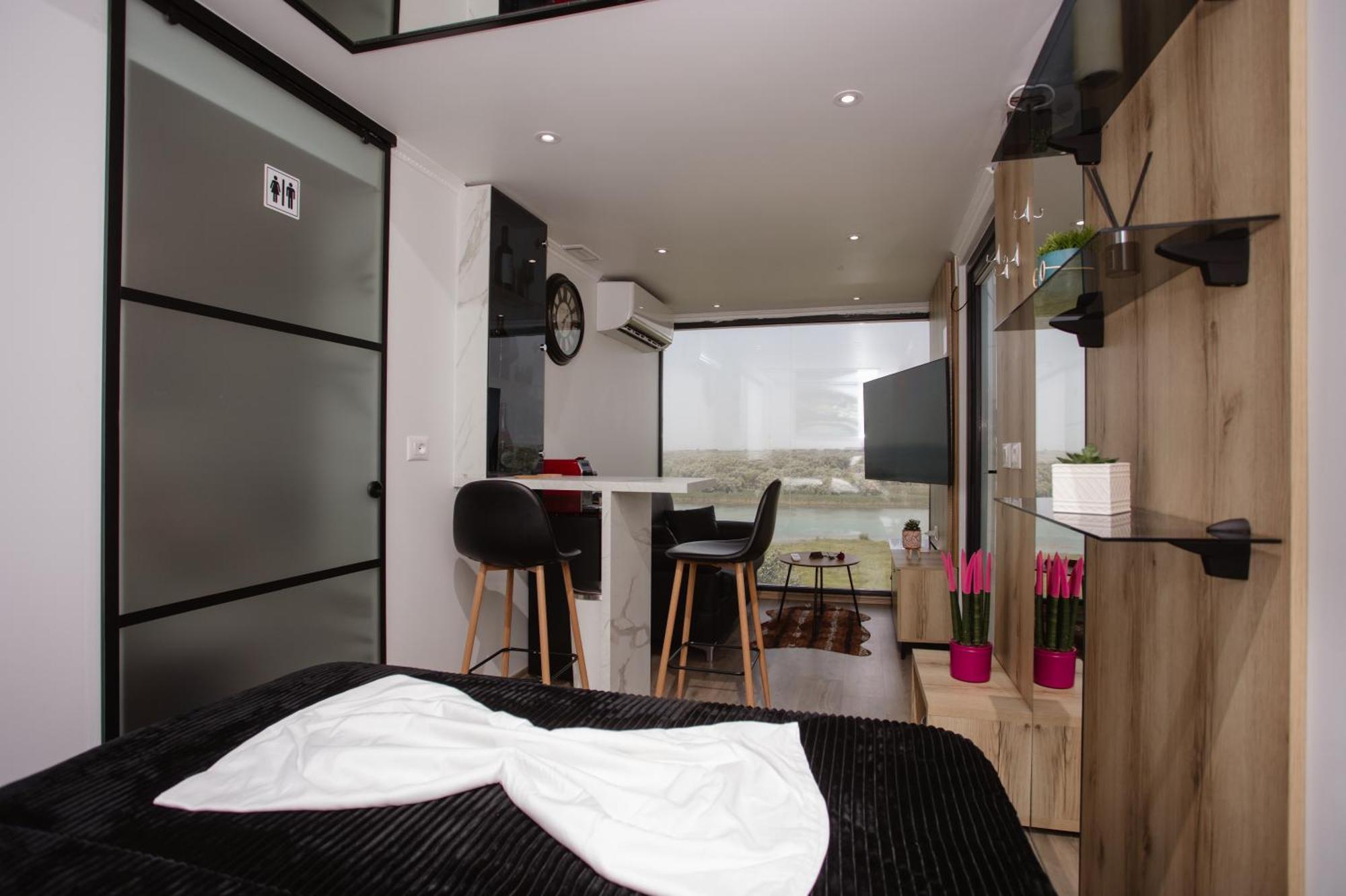 Villa 446 Tiny House Shiroke Exterior foto